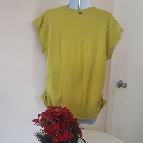 🌟Apple Bottom T-shirt - Picture 4 of 4